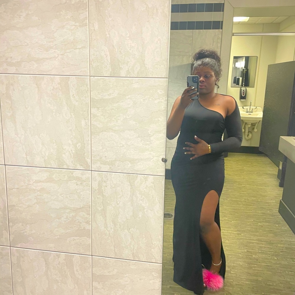 Sexy slit all black dress